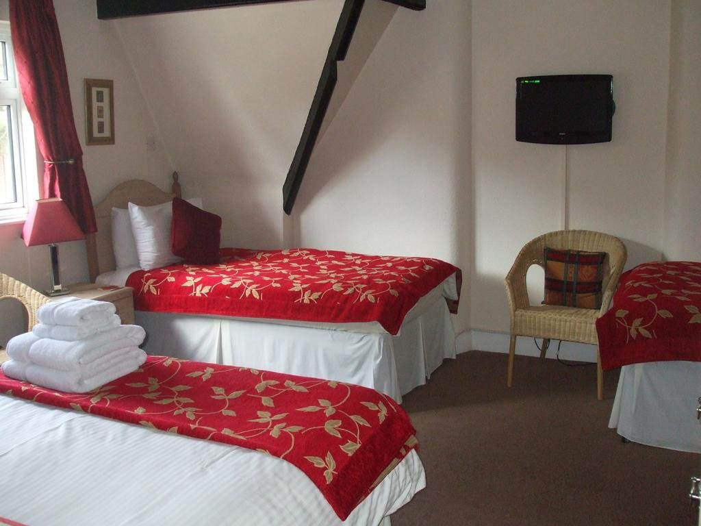 Фото Emsley Guest House