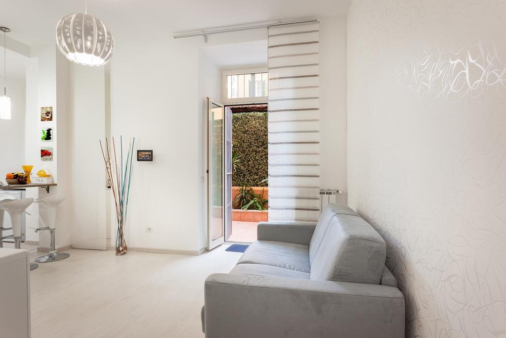 Фото Inn White Rome Holiday House