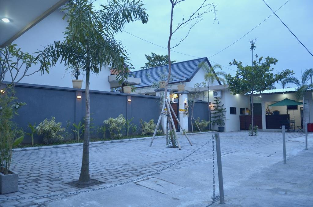 Фото Pondok Intaran Homestay