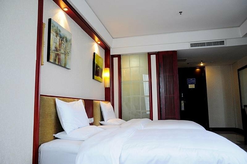 Hotel Starway Hotel Guiyang Huansha Holiday Branch, Guiyang, photo