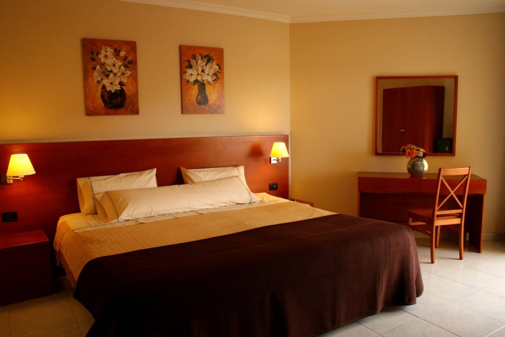 Фото Marino Hotel Tenerife