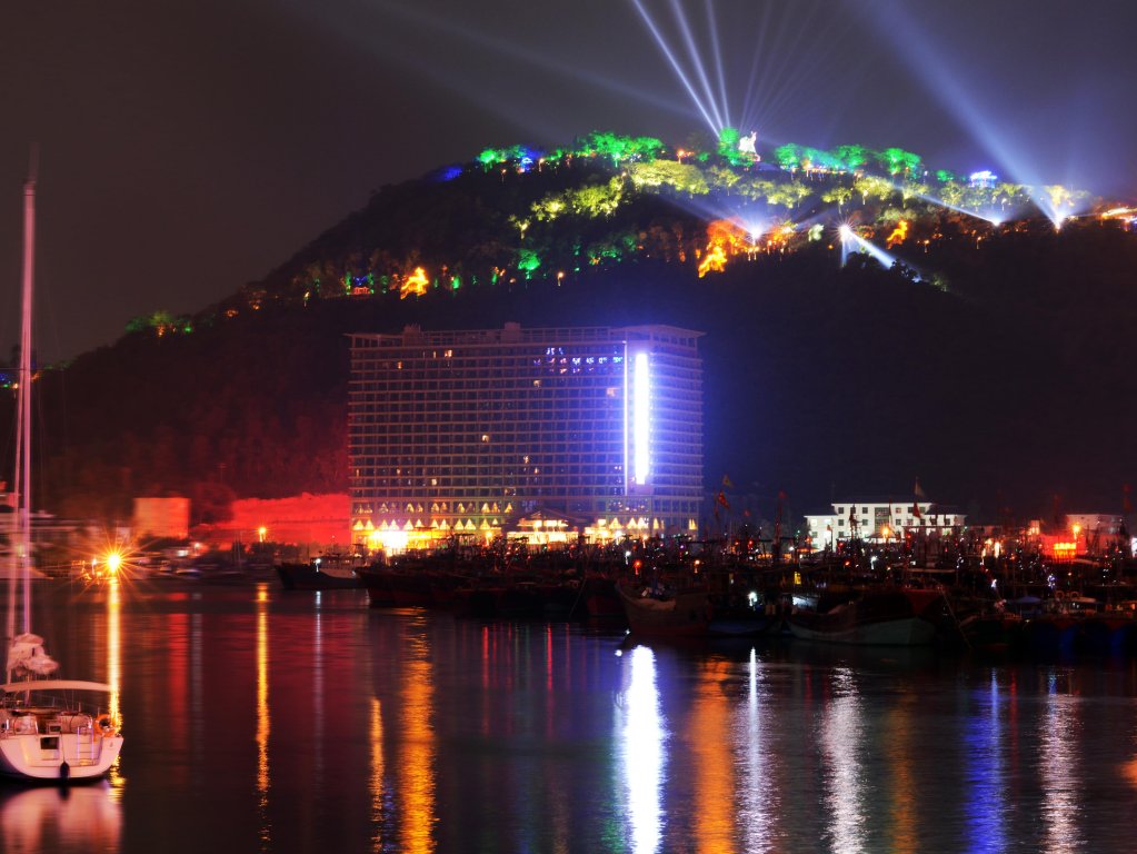 Фото Grand Metropark Bay Hotel Sanya