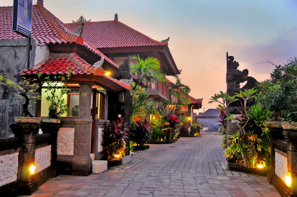 Фото Puri Yuma Hotel