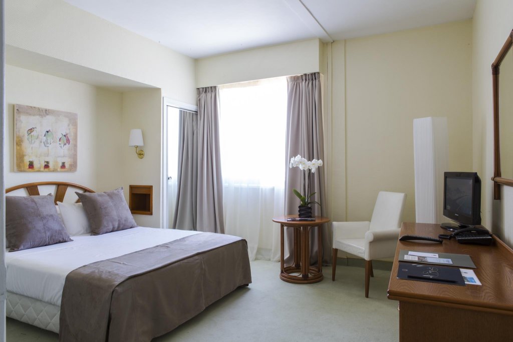 Фото Anantara Plaza Nice 