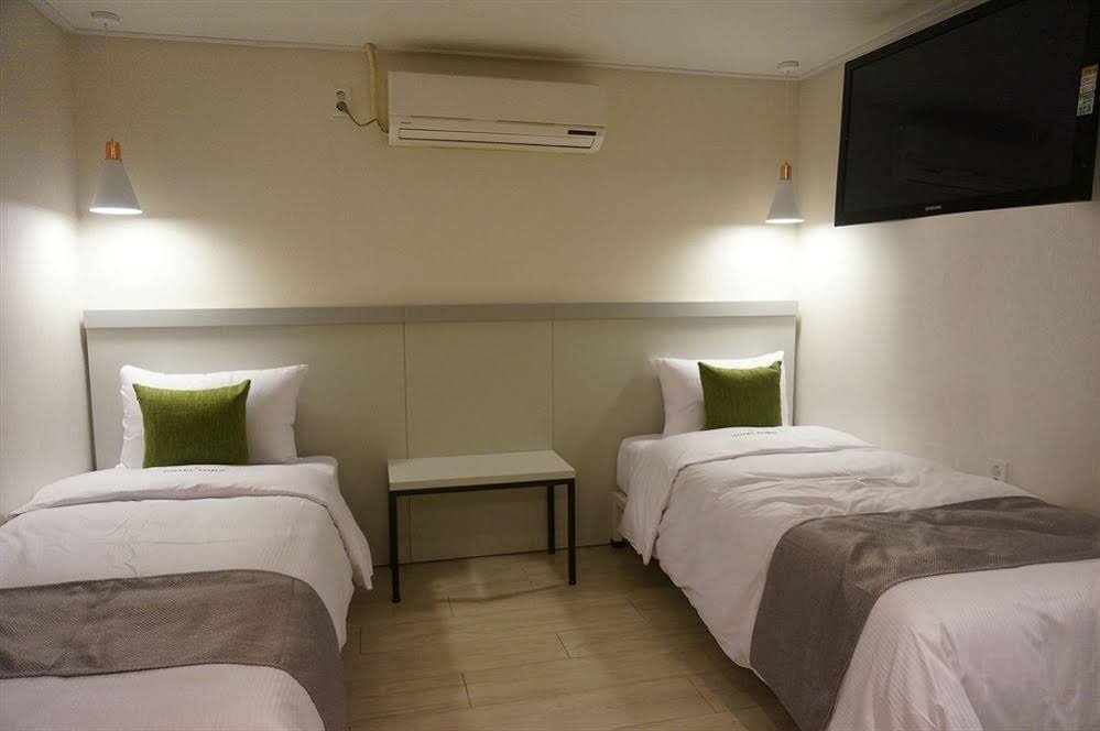 Фото Hotel Tong Seoul Myeongdong