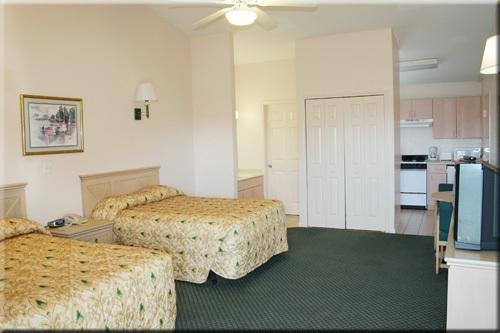 Фото Royal Inn Hotel