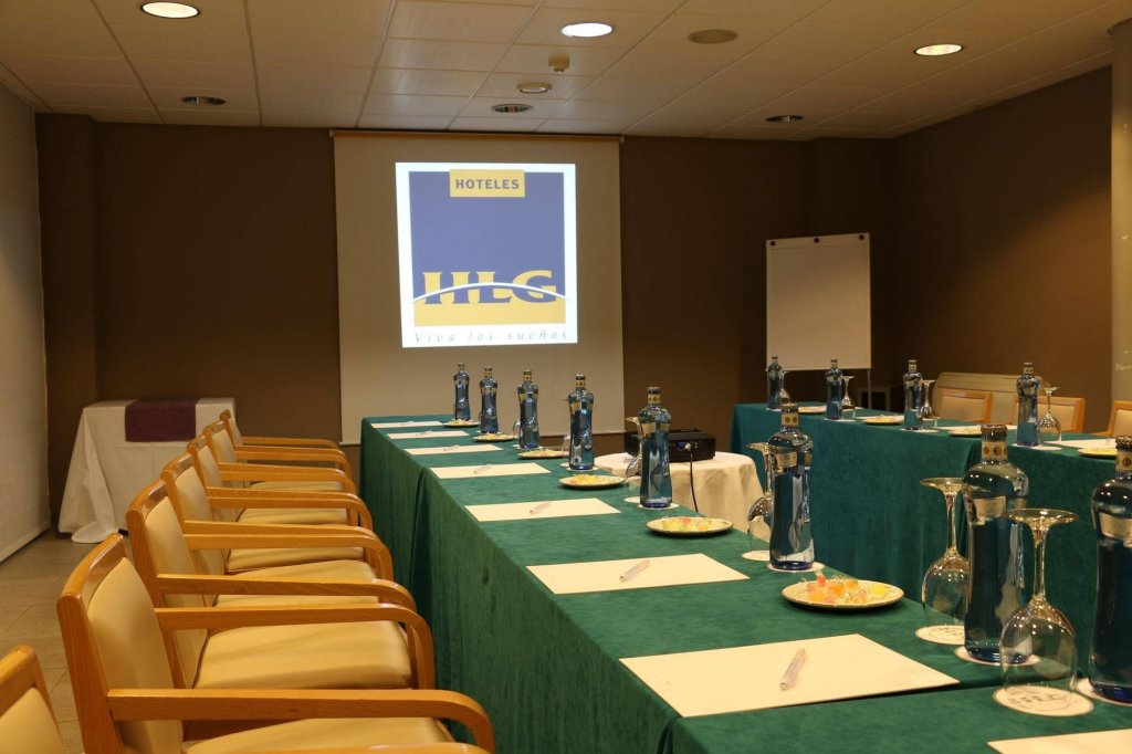 Фото Hotel Sant Just 