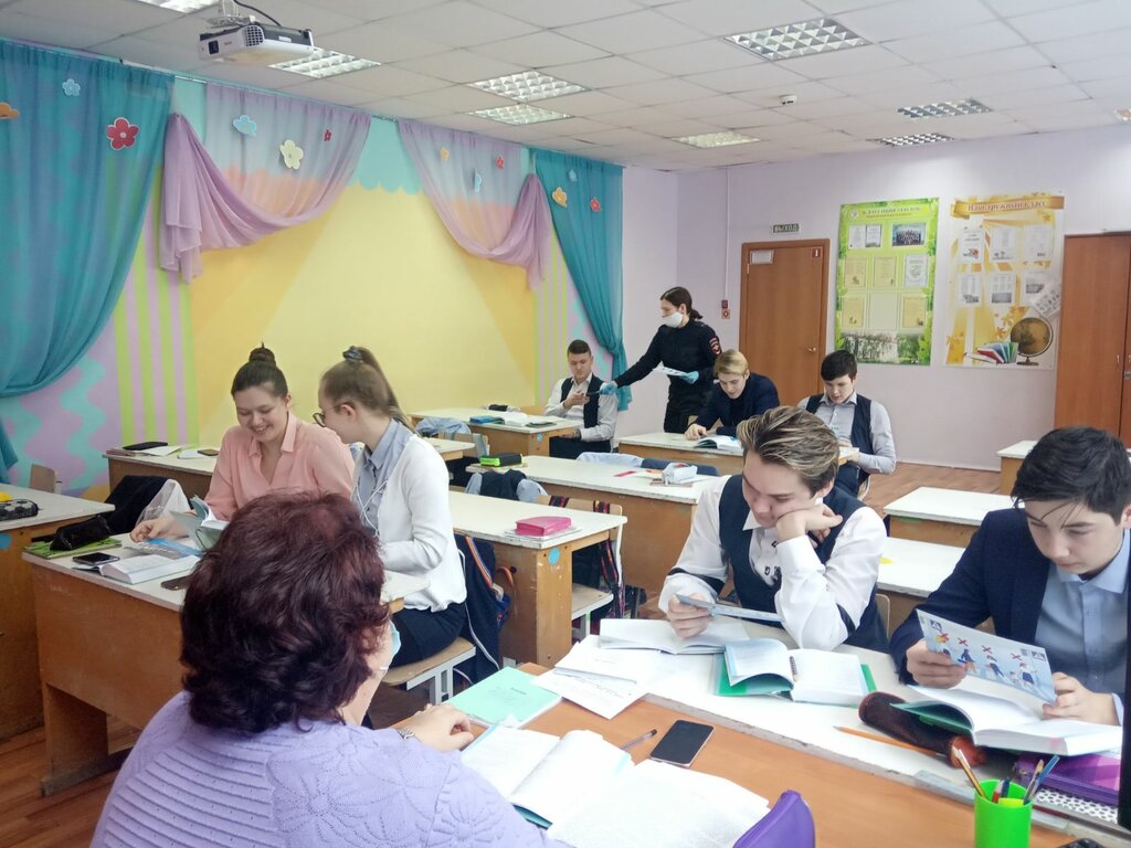 Escuela de enseñanza general Октябрьская средняя общеобразовательная школа, , foto