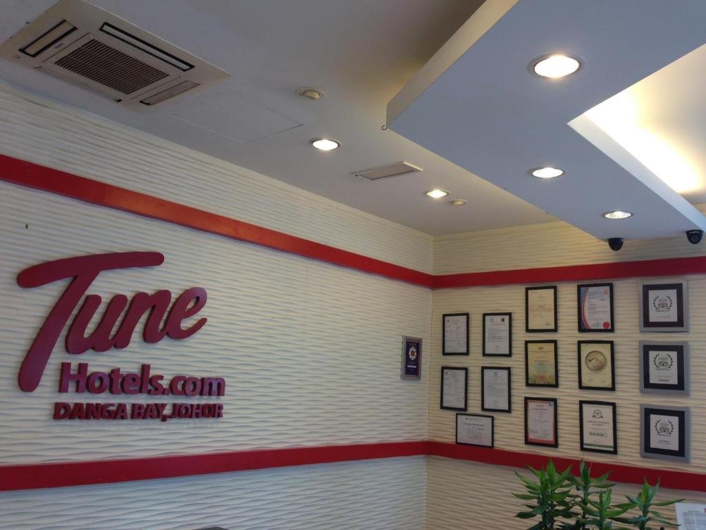 Фото Tune Hotel - Danga Bay, Johor