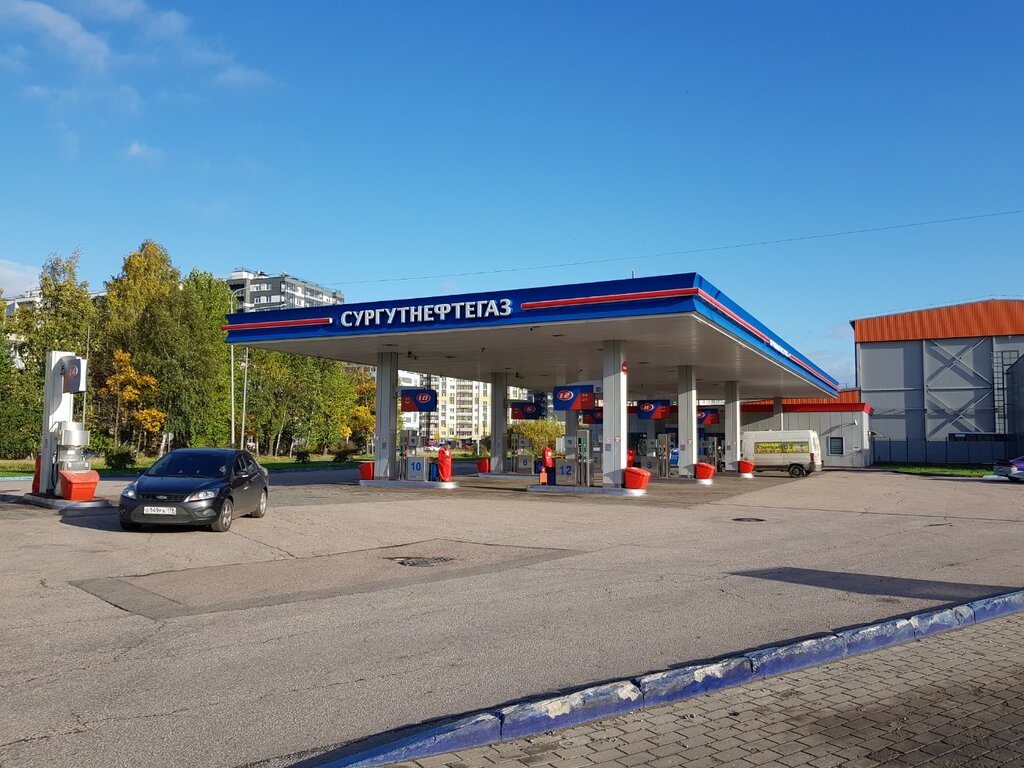 Gasolinera Surgutneftegaz Kirishiavtoservis, , foto