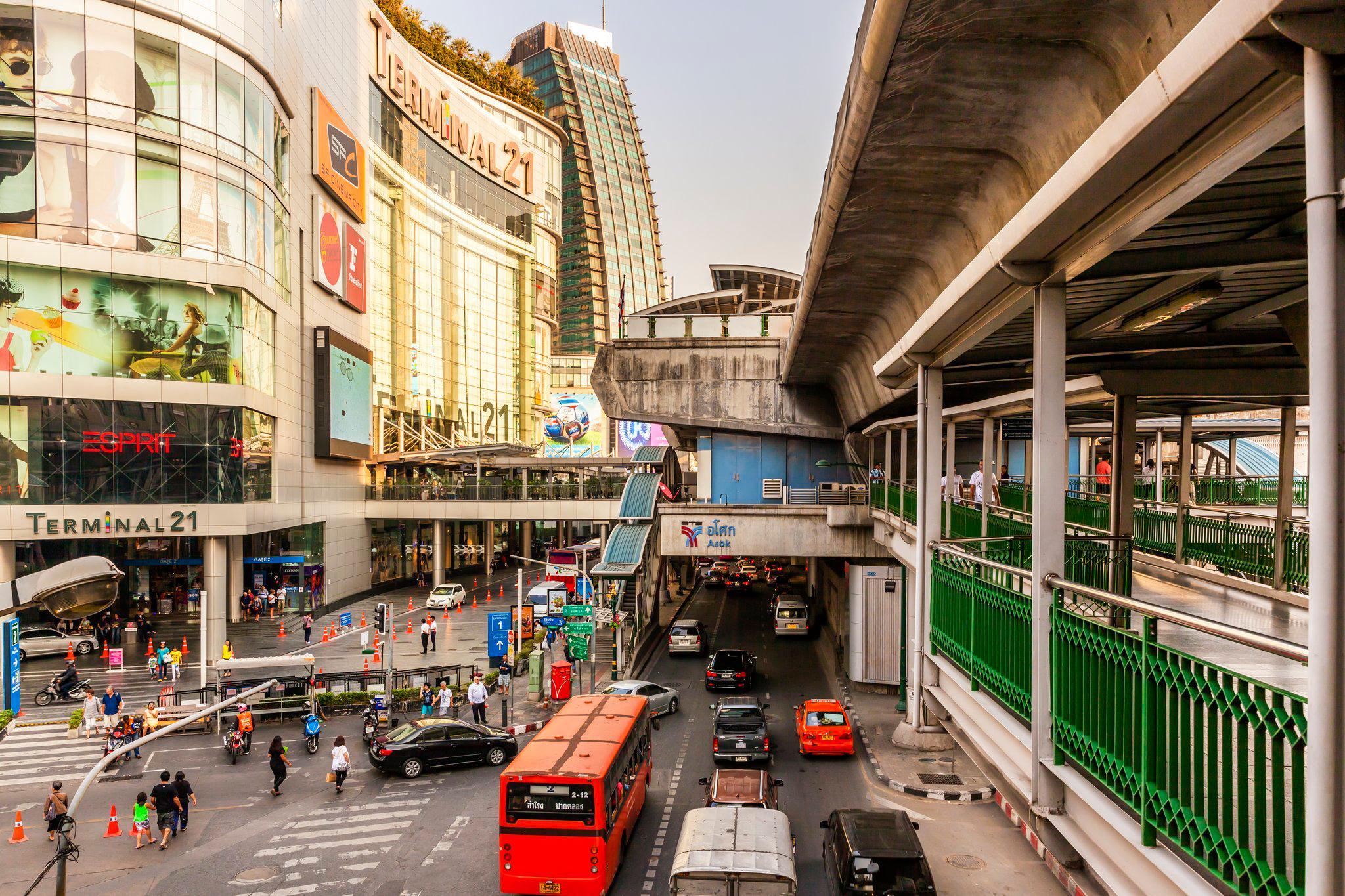 Фото Holiday Inn Express Bangkok Sukhumvit 11 by Ihg