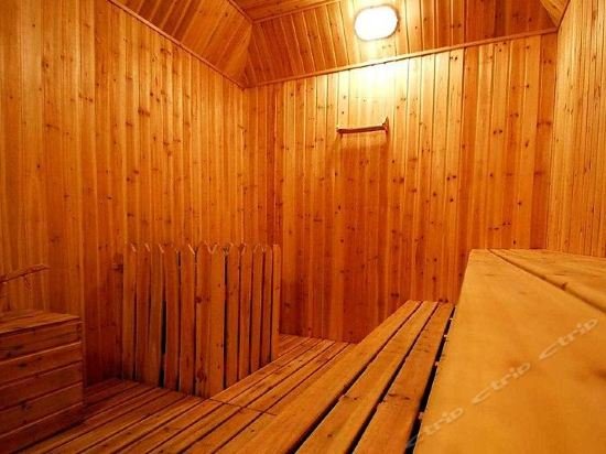 Фото Jinhai Holiday Hotel