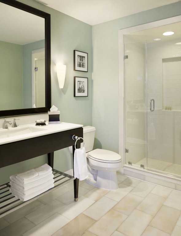 Фото Renaissance New Orleans Pere Marquette French Quarter Area Hotel