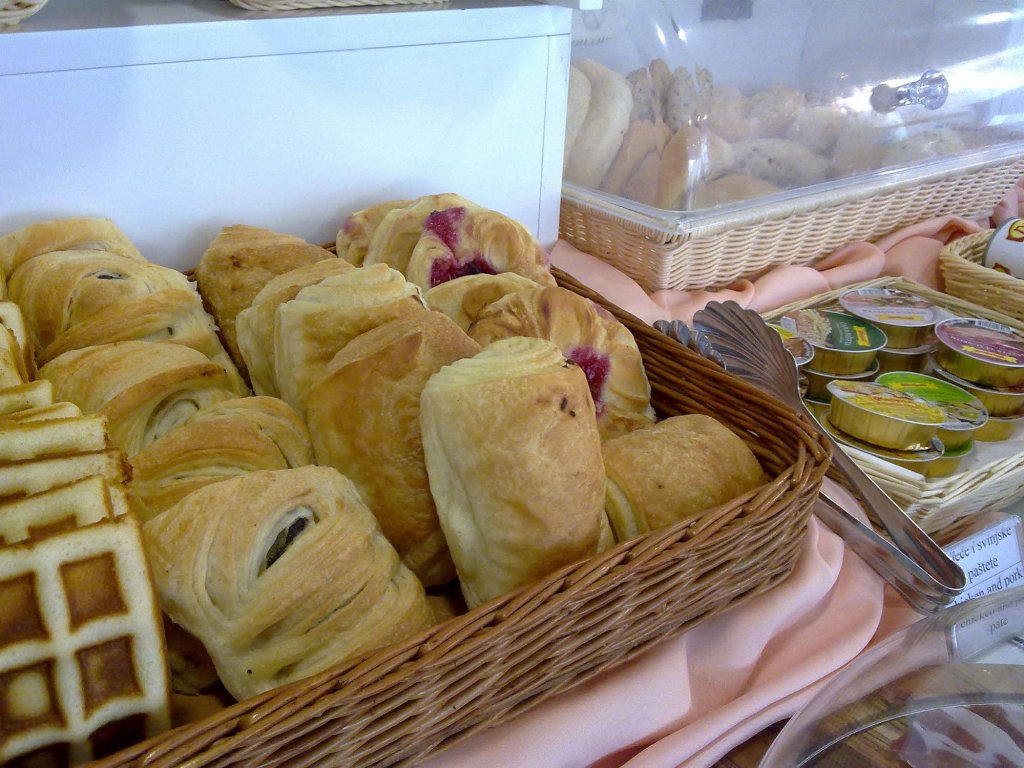 Фото Garni Hotel Centar