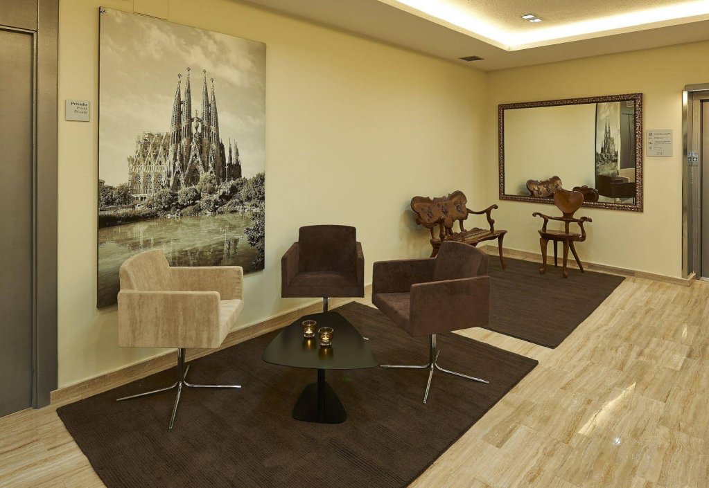 Фото Hesperia Barri Gòtic