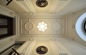 Фото Amigo City Centre Hotel