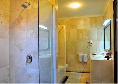 Фото Puri Yuma Hotel