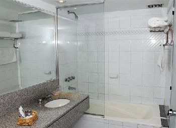 Фото Art Deco Hotel And Suites