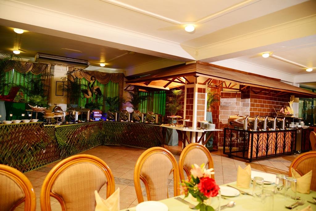 Фото The Royal Mall Kandy