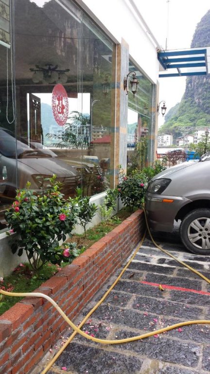 Фото Happy Journey Hotel