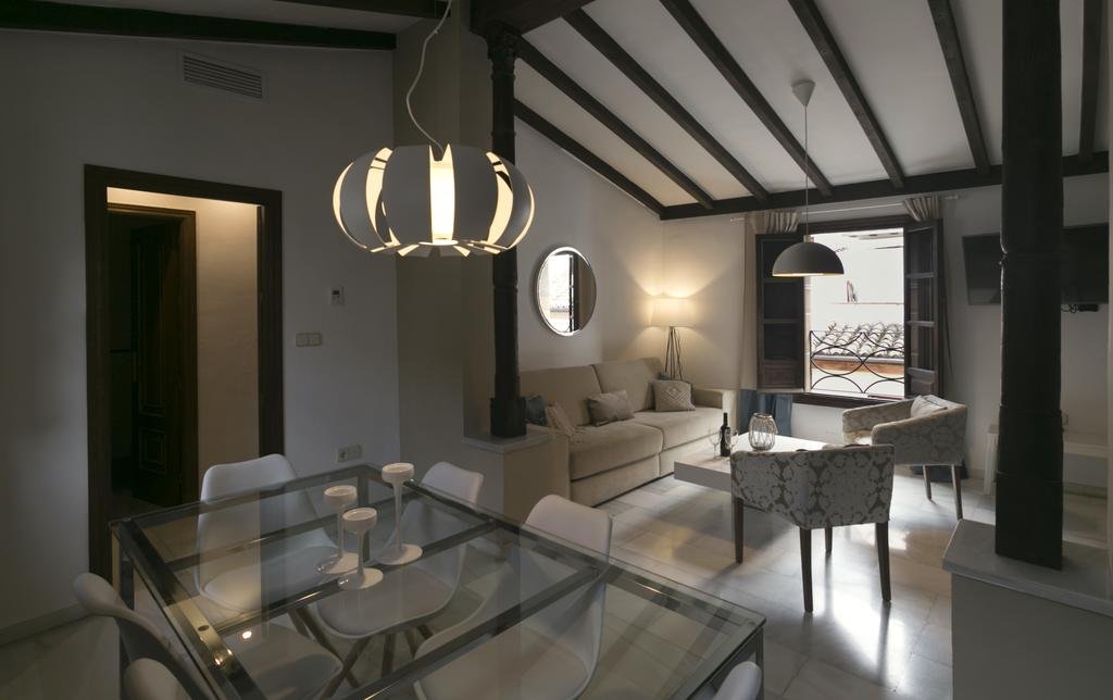 Фото Granada Suites