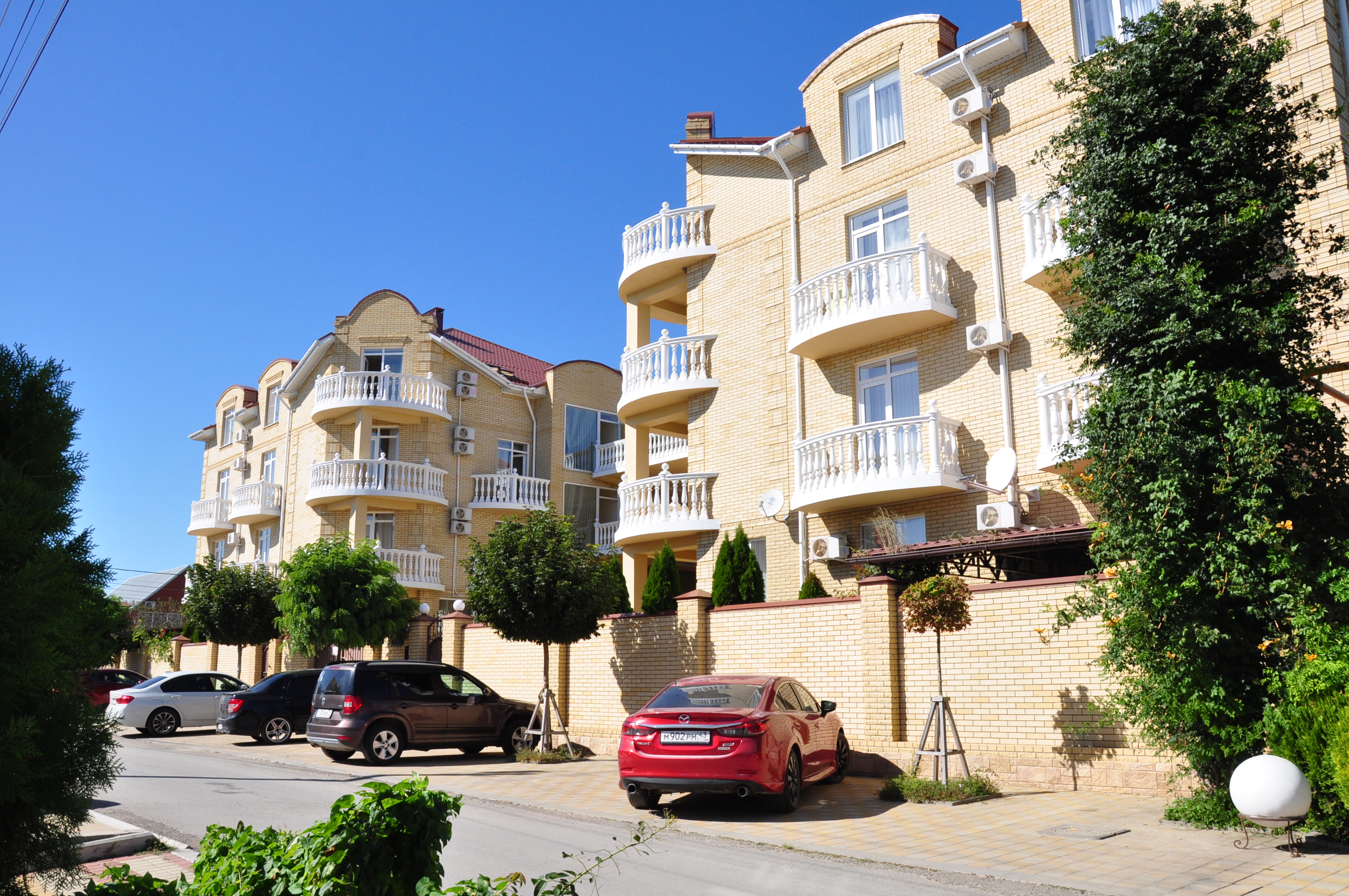 Фото отеля 3