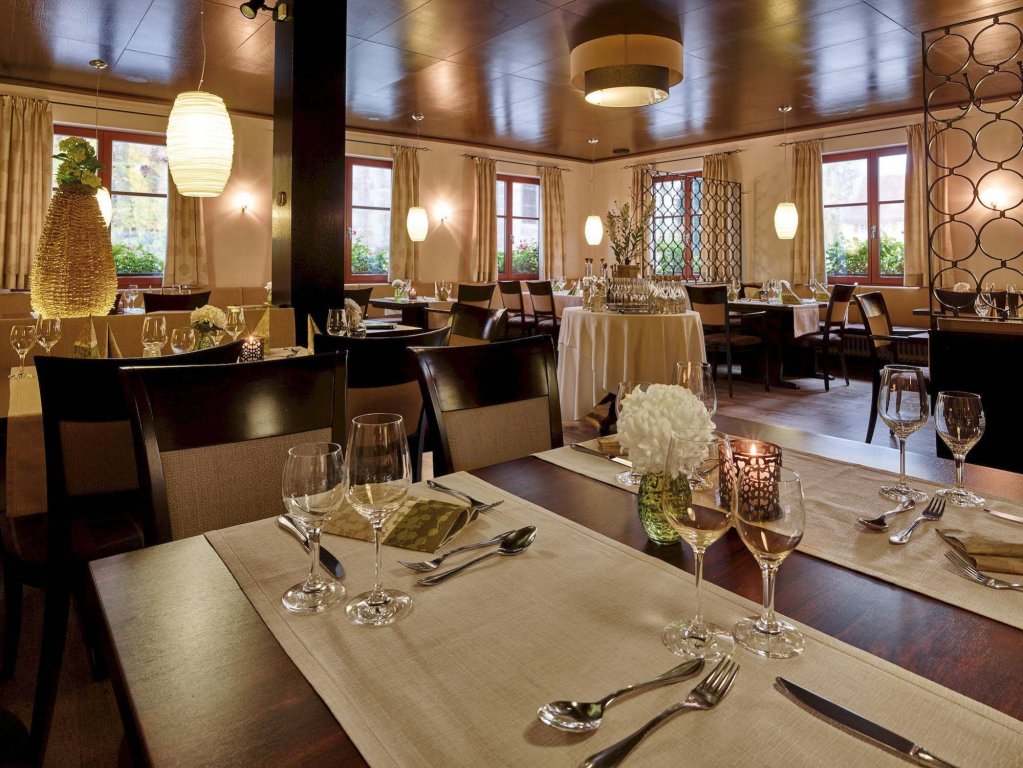 Фото Hotel Gasthof Sonne