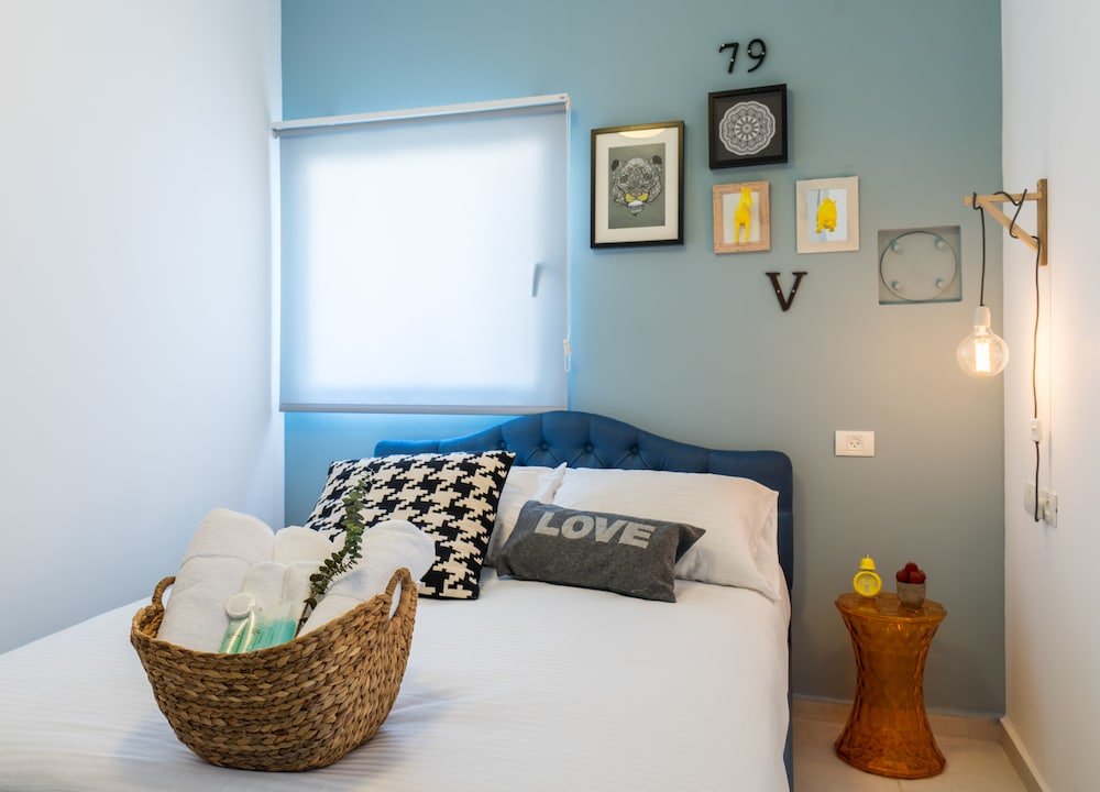 Фото The Promenade Art