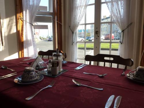 Фото Willows Guest House