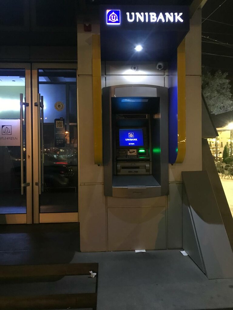 ATM Unibank, Yerevan, photo
