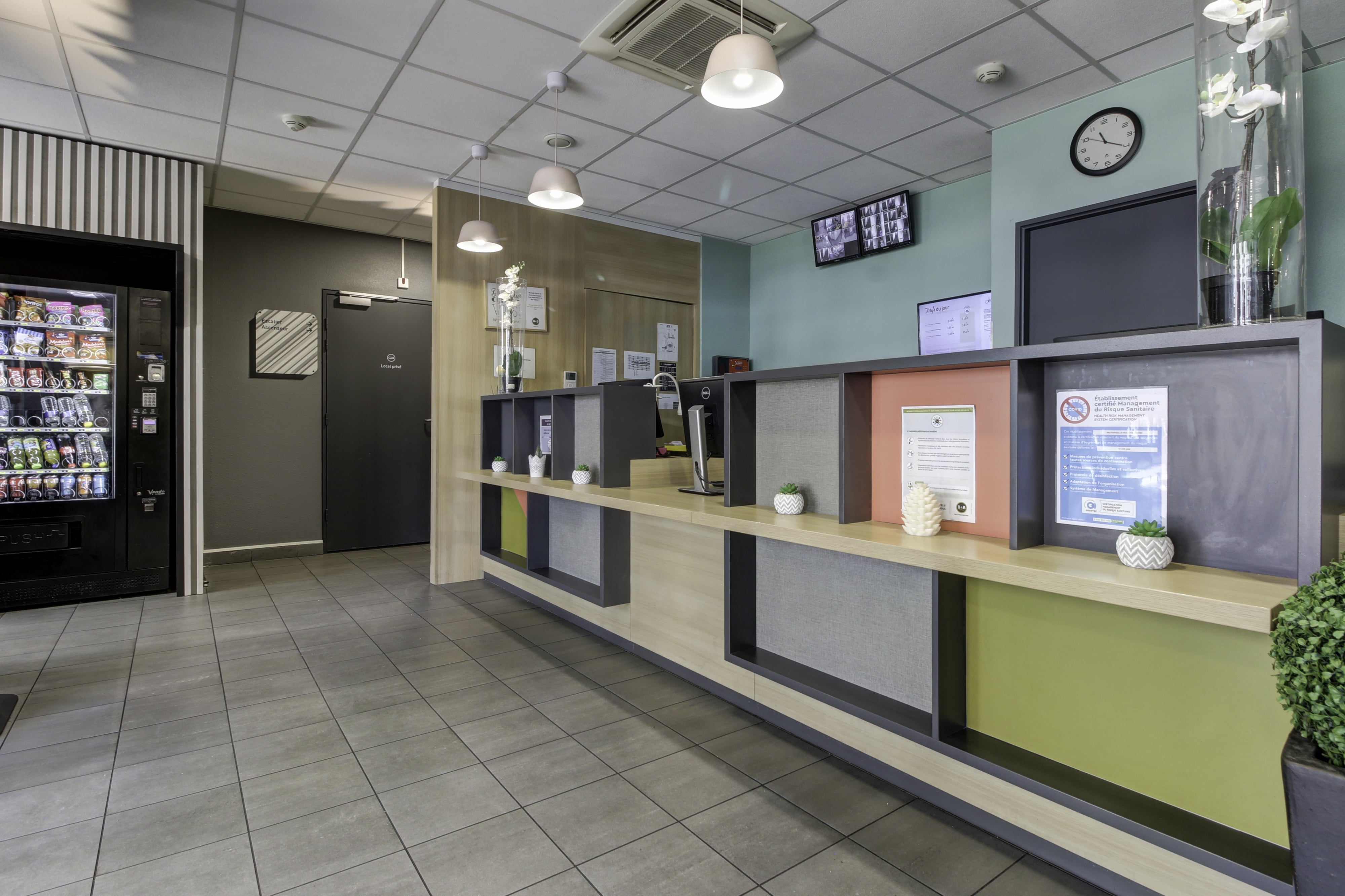 Фото B&B HOTEL Marseille Prado Vélodrome