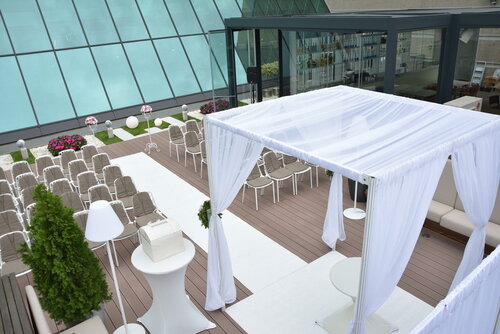 Гостиница Краун Плаза Белград в Белграде