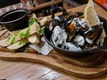 Mussels on the terrace (Arkhyz Village, Lenina Street, 30/1) ، مطعم