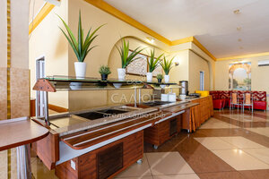 Salyut (posyolok gorodskogo tipa Novomikhaylovskiy, ulitsa Stroiteley, 5), hotel