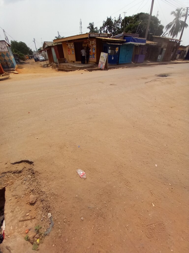 Money transfers Amenuvela ent, Accra, photo