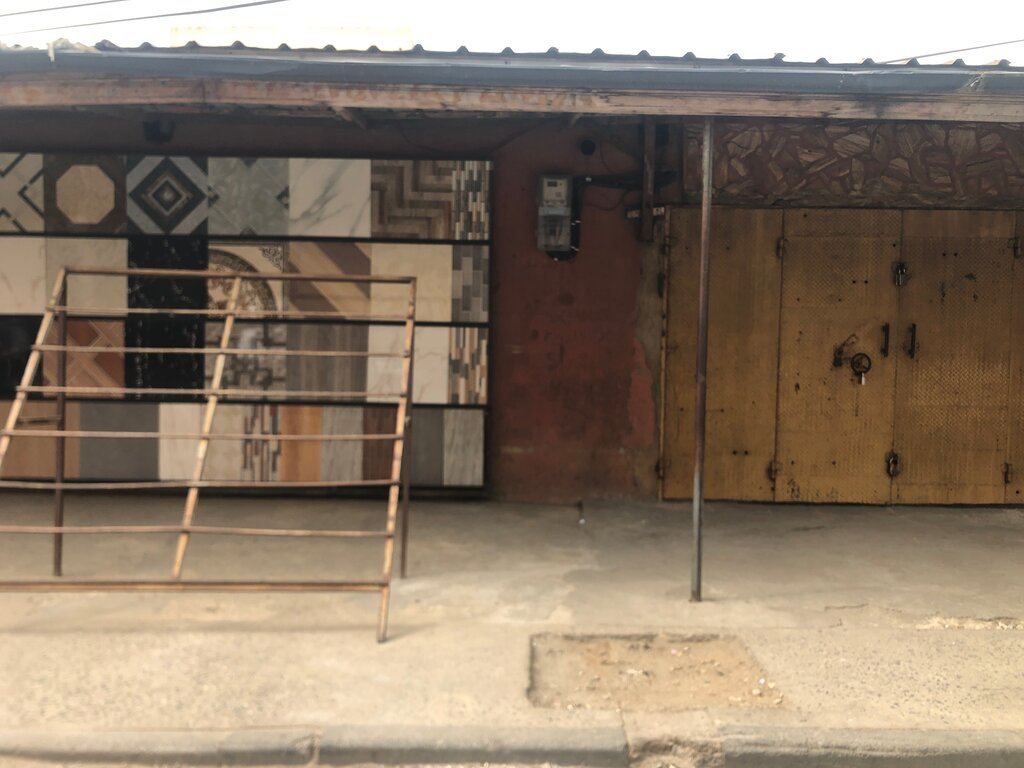 Hardware store Alhaji Mumuni Ent, Accra, photo