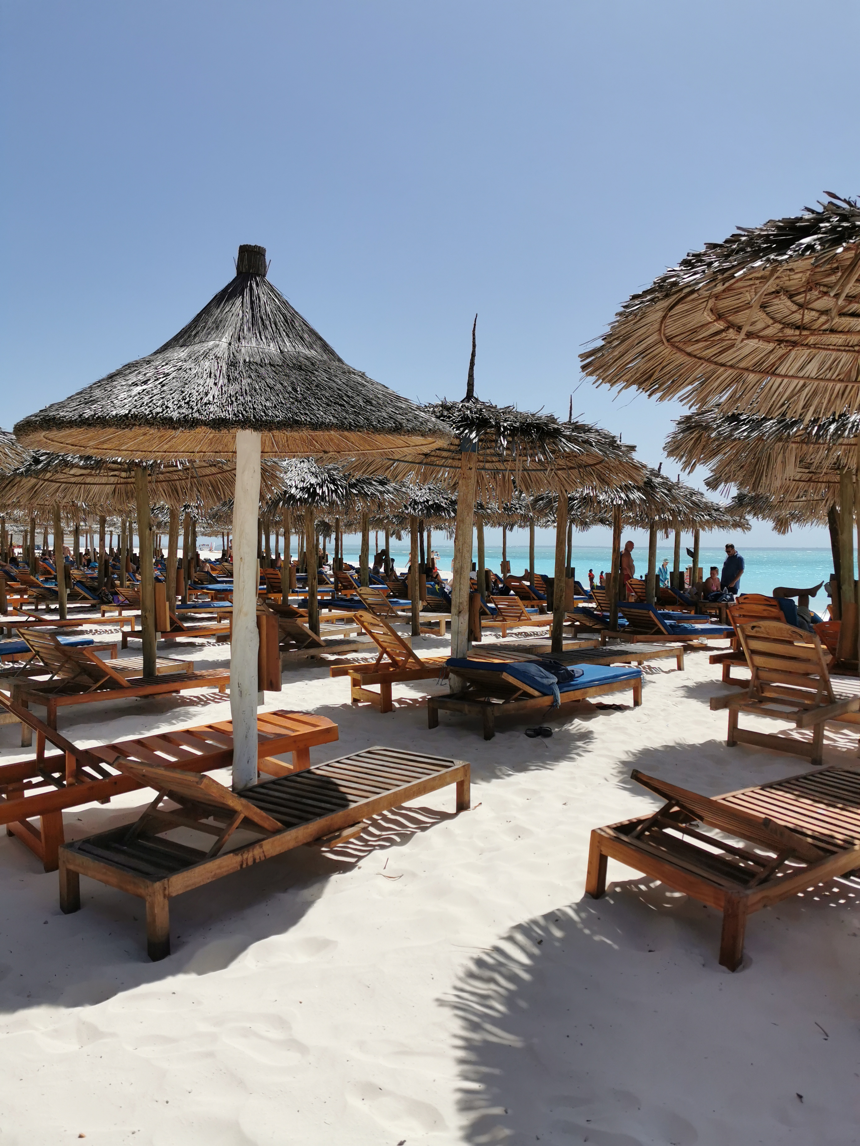 Фото Kendwa Rocks Beach Hotel