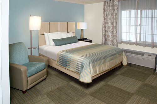 Гостиница Candlewood Suites Chester - Philadelphia International Airport, an Ihg Hotel