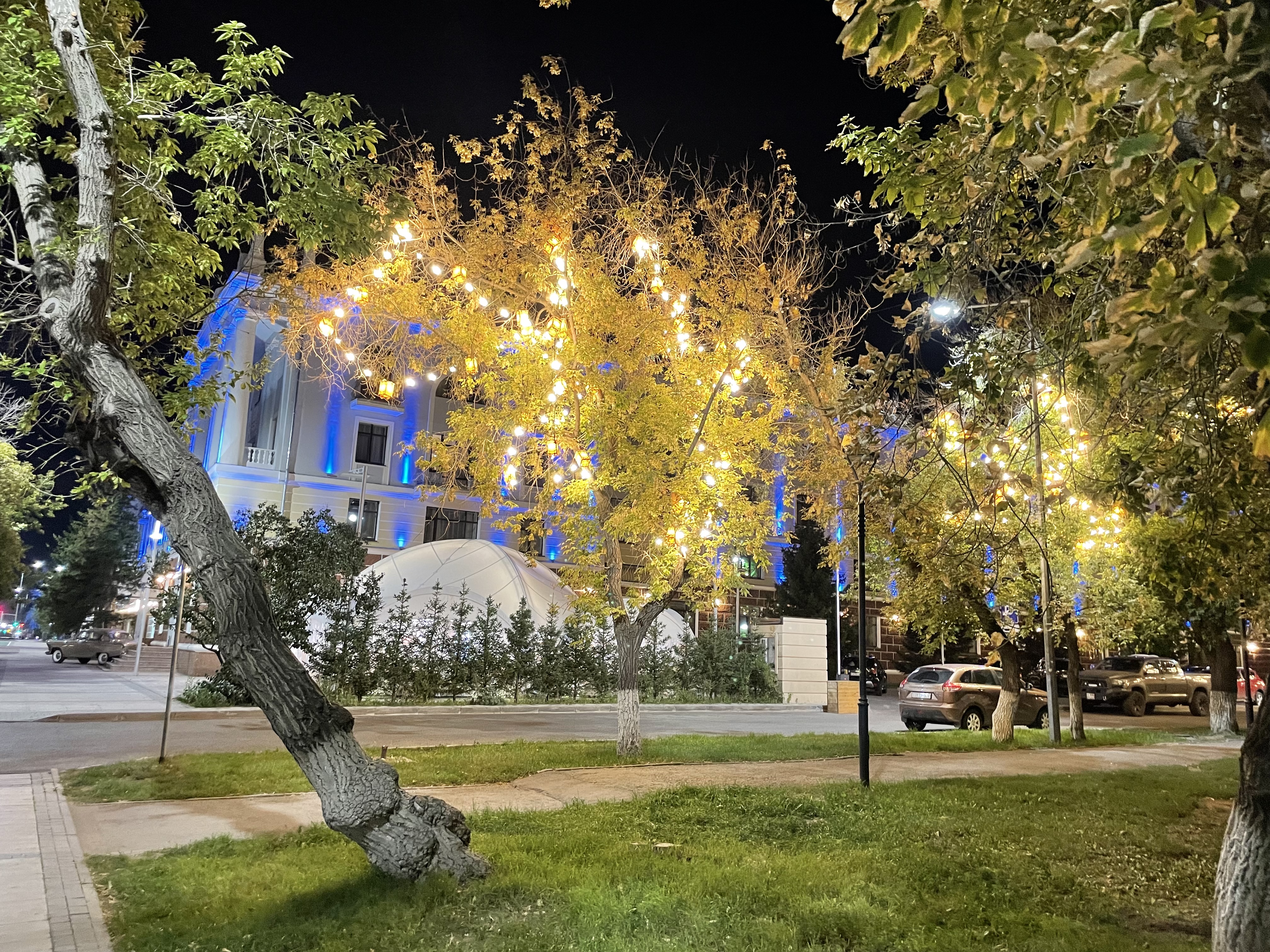 Фото Ramada by Wyndham Astana