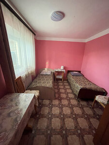 Uyut, gostinitsa (posyolok gorodskogo tipa Molokovo, Krasnoarmeyskaya ulitsa, 38), hotel