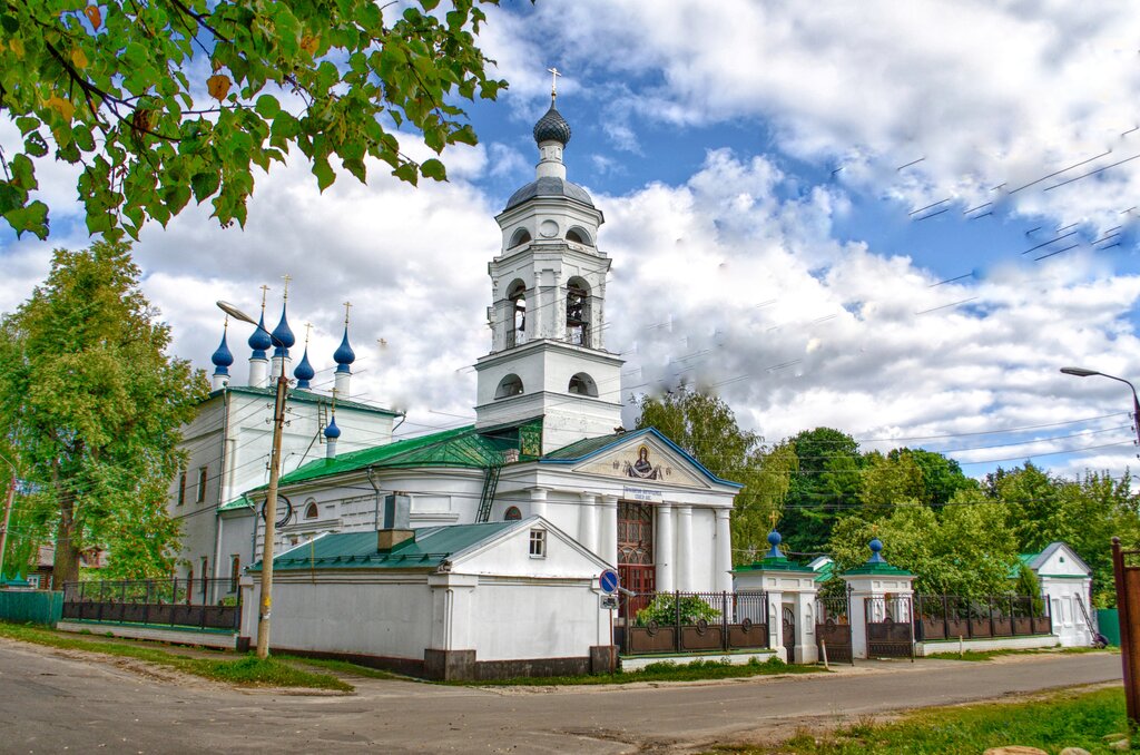 Orthodox church Tserkov Pokrova Presvyatoy Bogoroditsy V Shuye, Shuya, photo