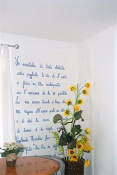 Фото BeeClaire Guest House