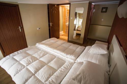 Фото Oasis Guest House Budapest