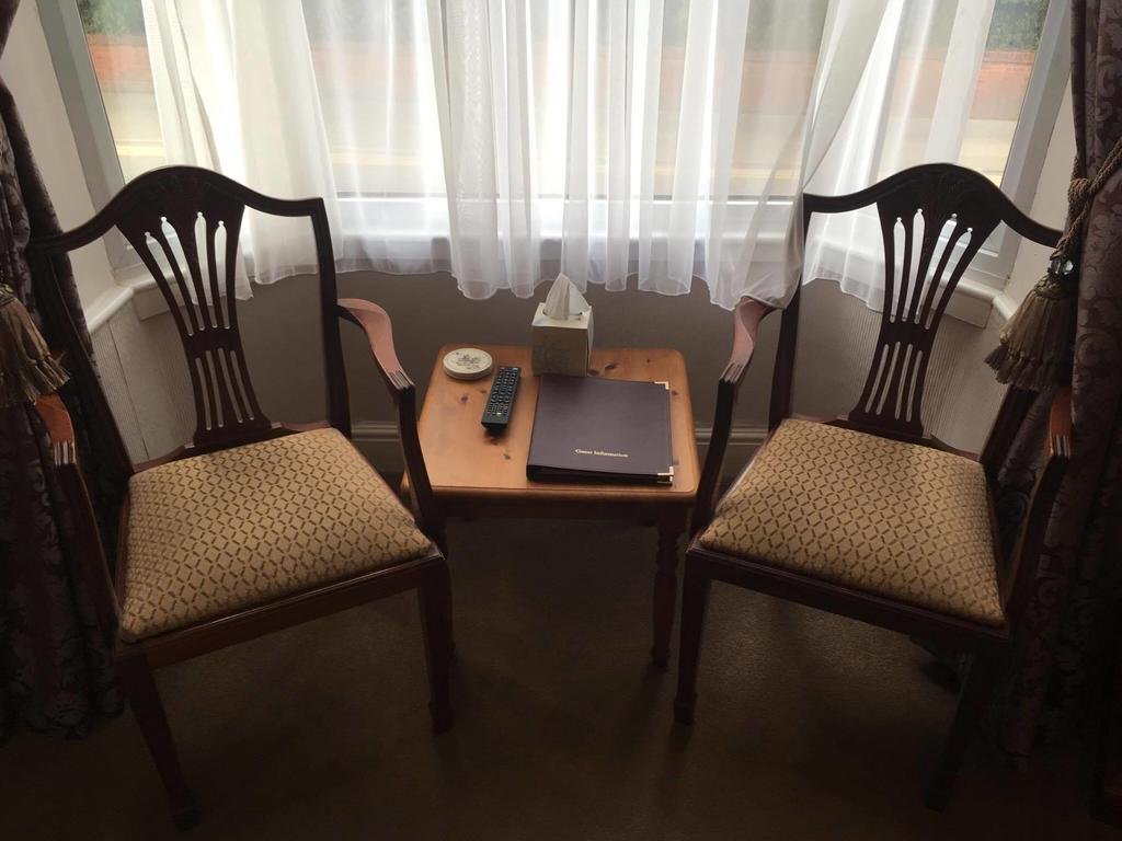 Фото Emsley Guest House