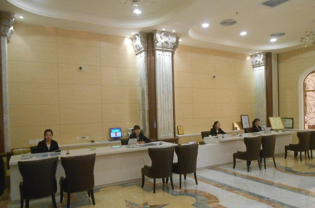 Фото Shanghai Lailai Hotel