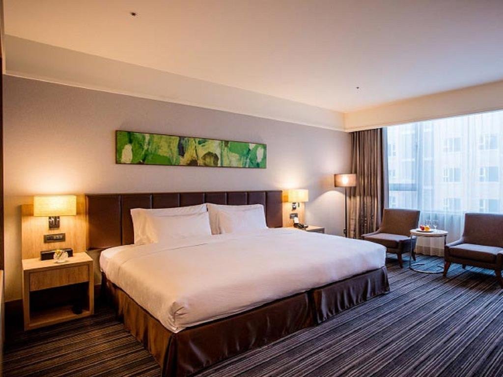 Фото Fullon Hotel Taoyuan Airport Access Mrt A8