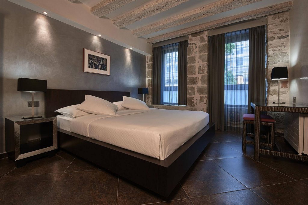 Фото Hotel d'Allèves