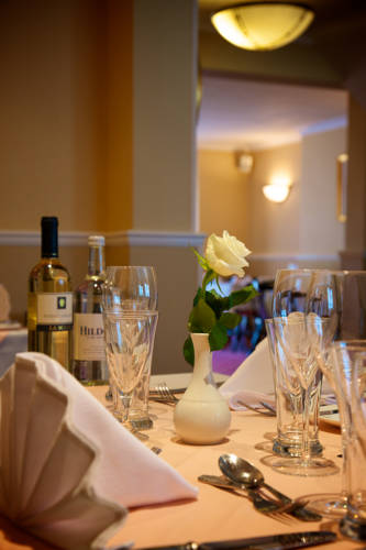 Фото Walton Cottage Hotel and Suites