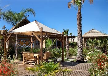 Гостиница Best Holiday Port Grimaud в Гриме