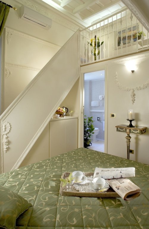 Фото Tridente Suites